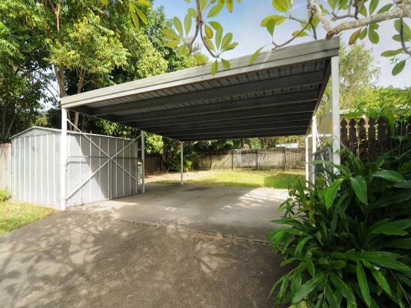 1 Prescott Street, Whitfield QLD 4870