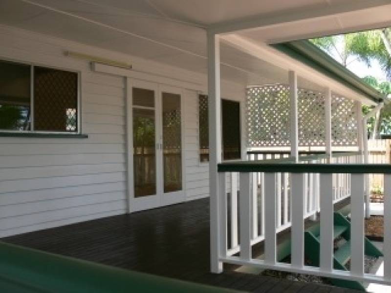 20 Hudson Street, Whitfield QLD 4870