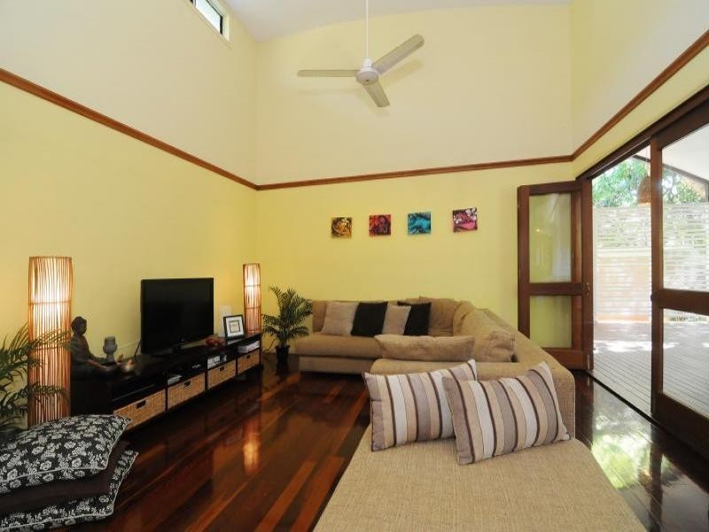 6 Fitch Court, Stratford QLD 4870