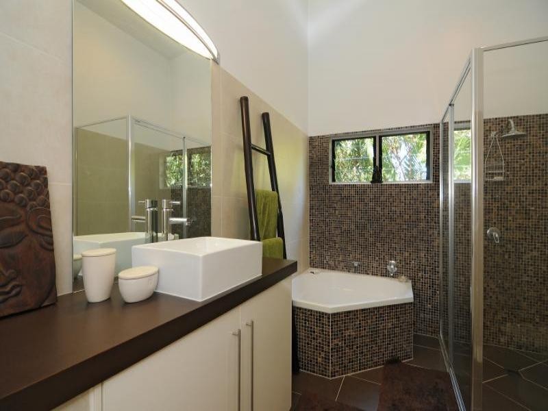 6 Fitch Court, Stratford QLD 4870