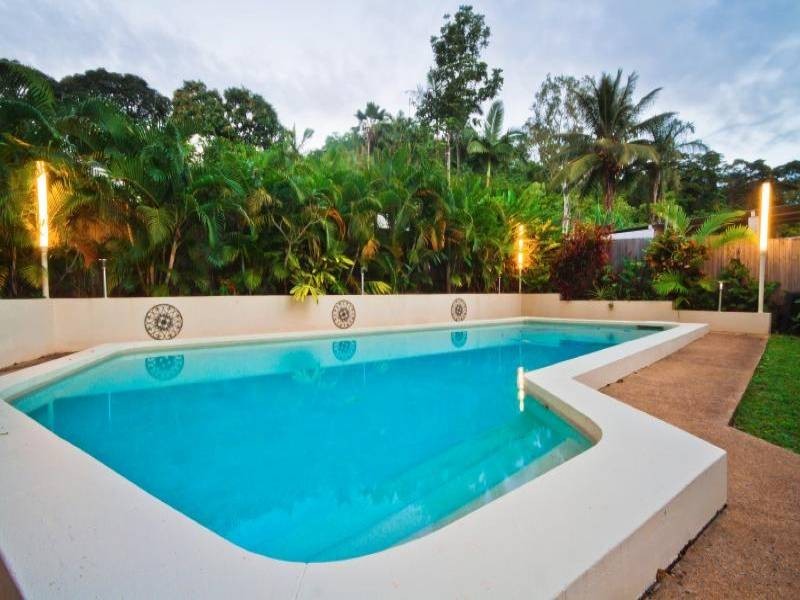 277 Kamerunga Rd, Freshwater QLD 4870