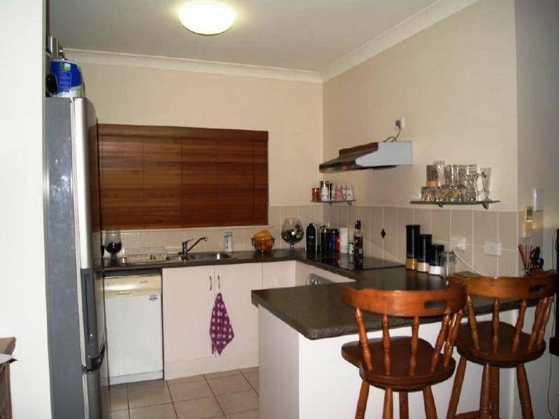 8/63-65 Kamerunga Rd, Stratford QLD 4870