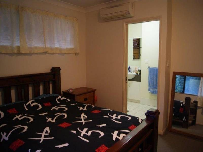 8/63-65 Kamerunga Rd, Stratford QLD 4870