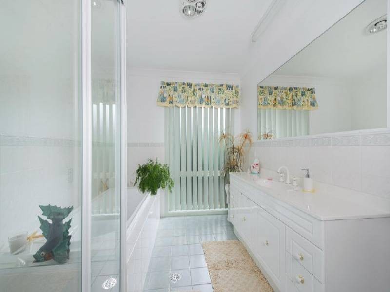 9 Robina Place, Port Macquarie NSW 2444