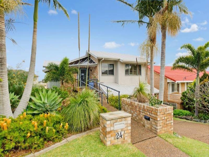 24 The Summit Road, Port Macquarie NSW 2444