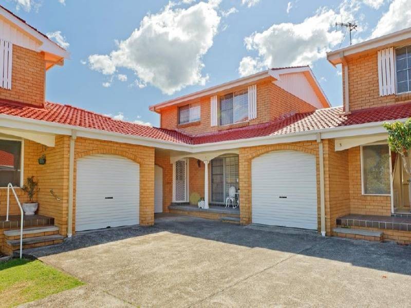2/14 Oxley Crescent, Port Macquarie NSW 2444