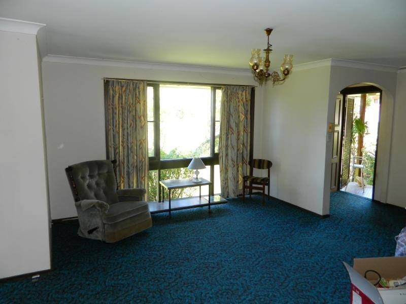 132 Kenwood Drive, Lake Cathie NSW 2445