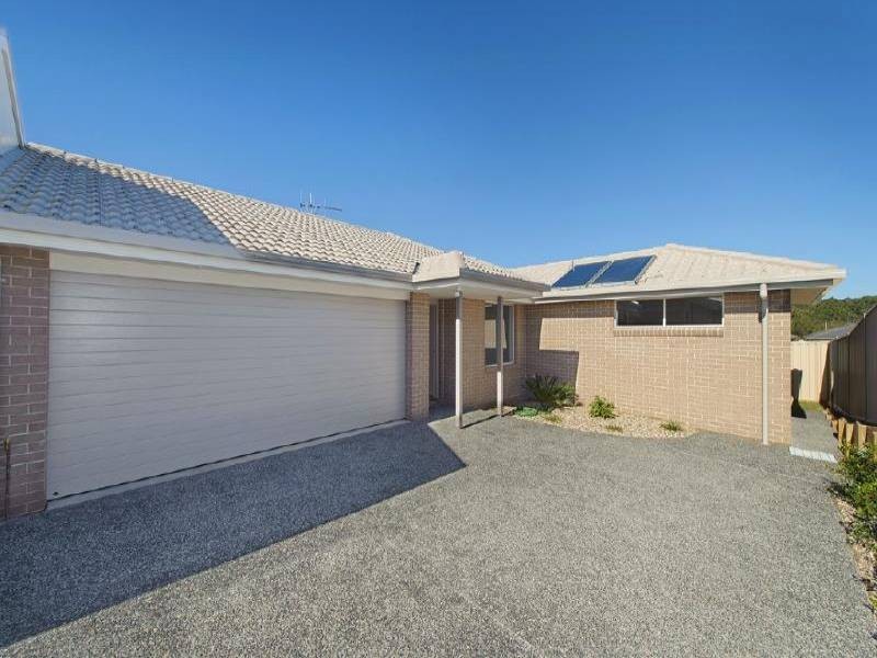 2/42 Kyla Crescent, Port Macquarie NSW 2444
