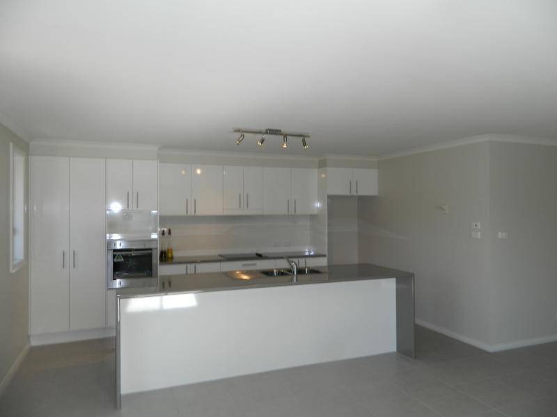 2/42 Kyla Crescent, Port Macquarie NSW 2444