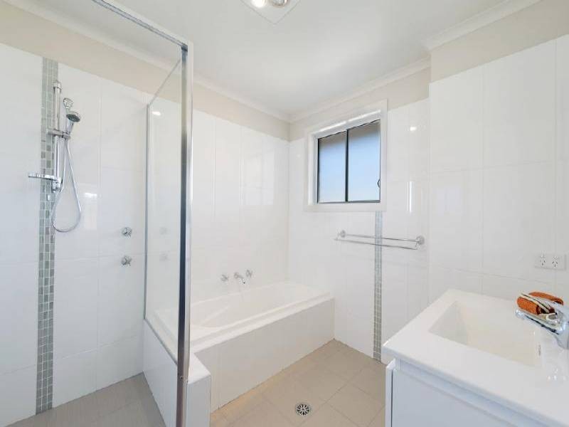 2/42 Kyla Crescent, Port Macquarie NSW 2444