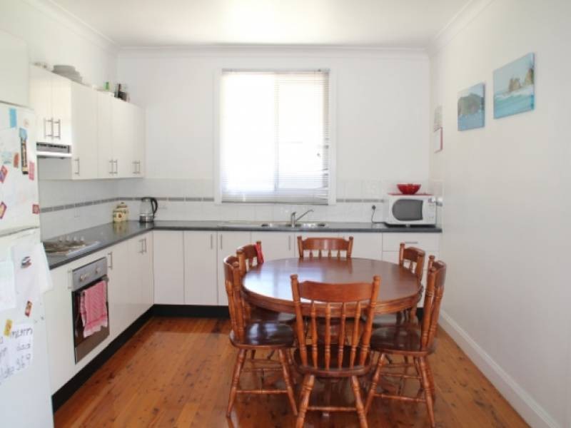 20 Elizabeth Street, Abermain NSW 2326