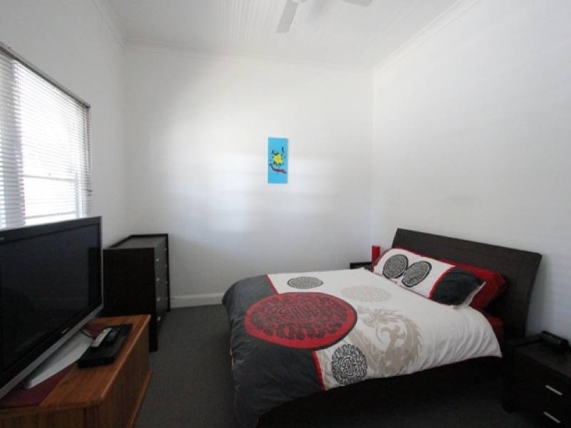 20 Elizabeth Street, Abermain NSW 2326