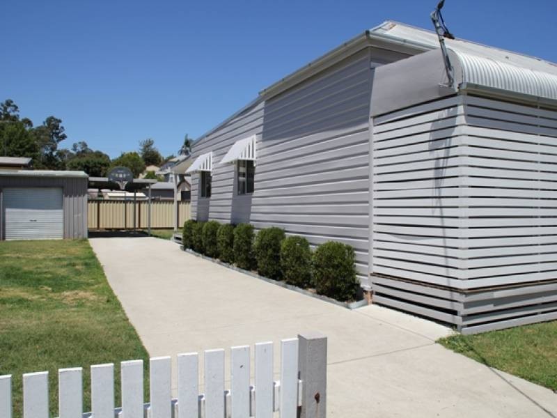 20 Elizabeth Street, Abermain NSW 2326