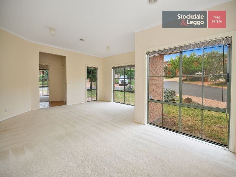 34 The Crest, Attwood VIC 3049