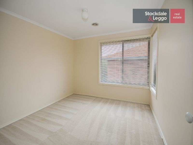 34 The Crest, Attwood VIC 3049