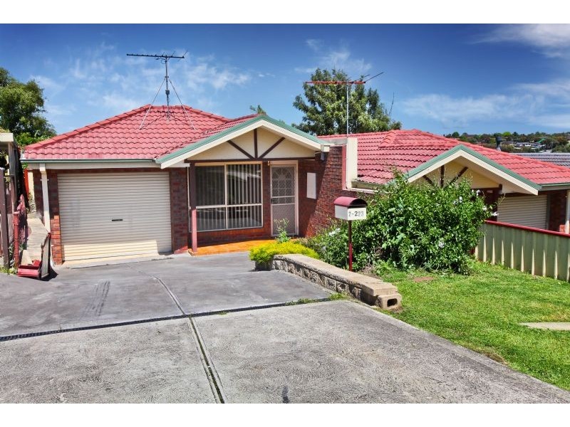 2/223 Johnstone Street, Westmeadows VIC 3049