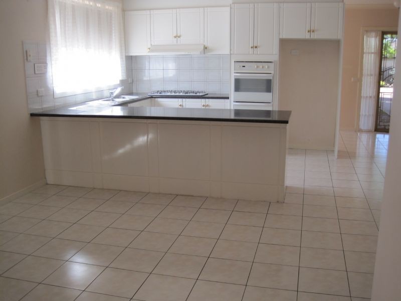 1/10 Brechin Court, Greenvale VIC 3059