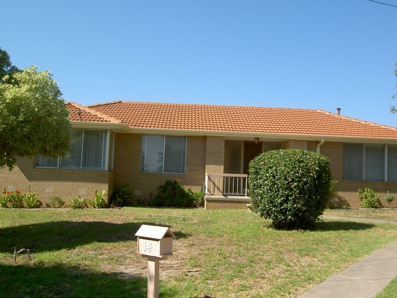 14 Mayfair Close, Gladstone Park VIC 3043