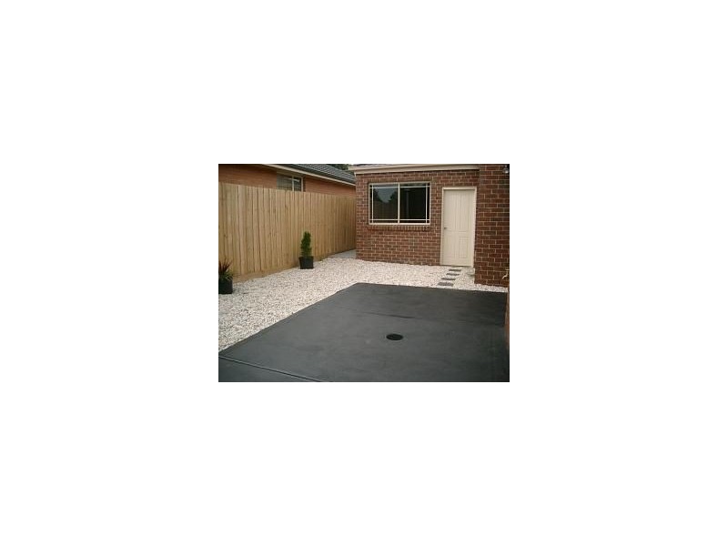 1/37 Eumarella Street, Tullamarine VIC 3043
