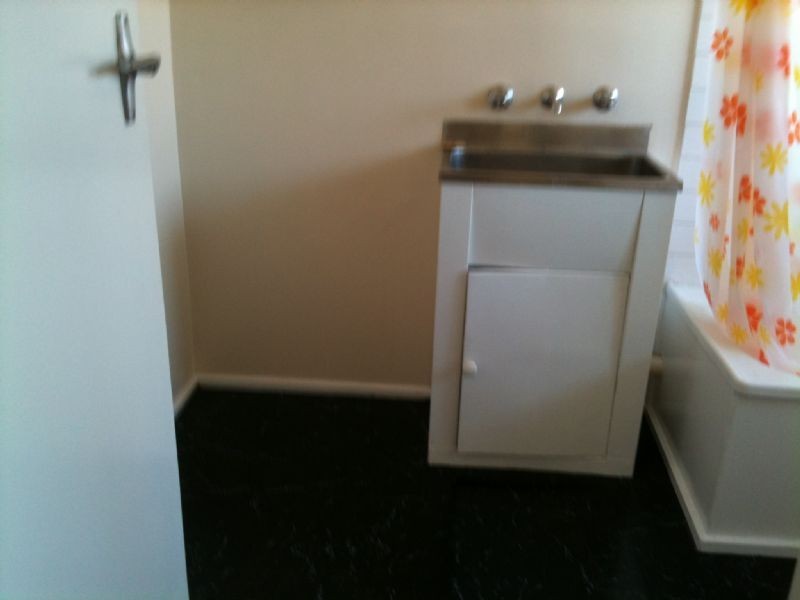 1/28 Eumarella Street, Tullamarine VIC 3043