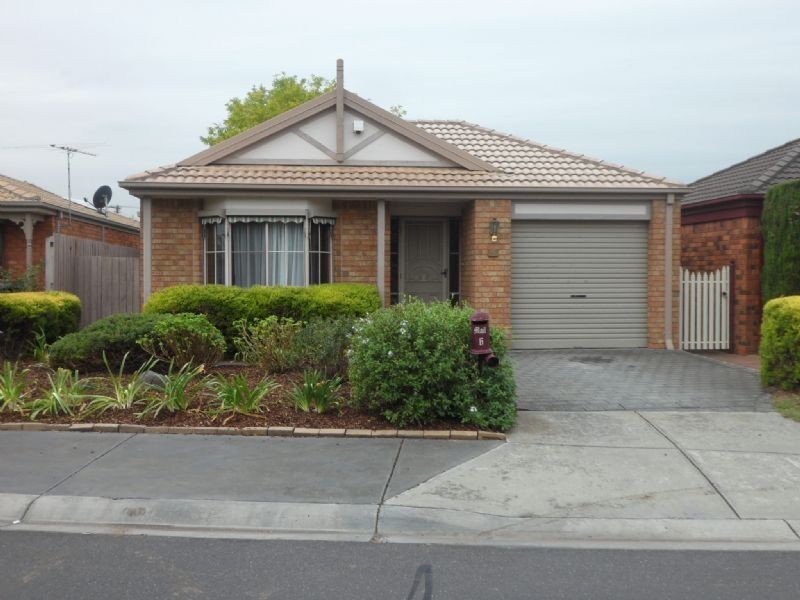 6 Parkhill Crescent, Westmeadows VIC 3049