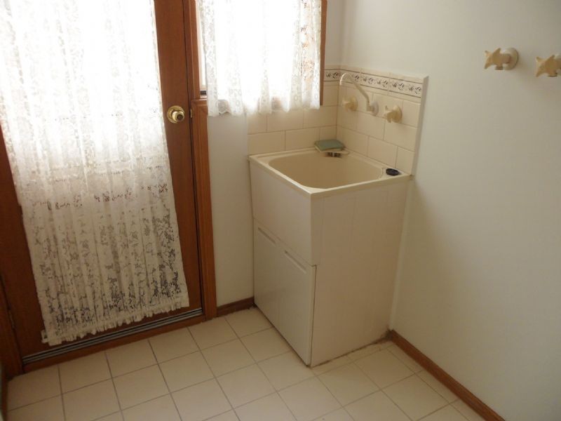 6 Parkhill Crescent, Westmeadows VIC 3049