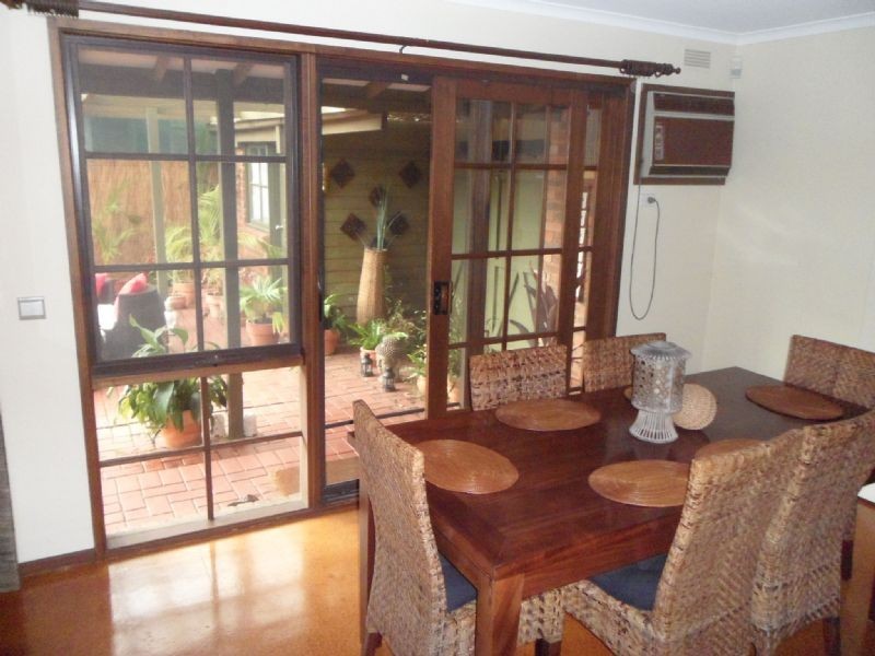 6 Colton Close, Greenvale VIC 3059