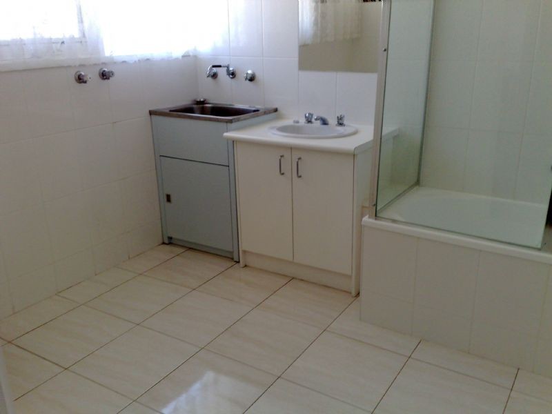4/28 Eumarella Street, Tullamarine VIC 3043