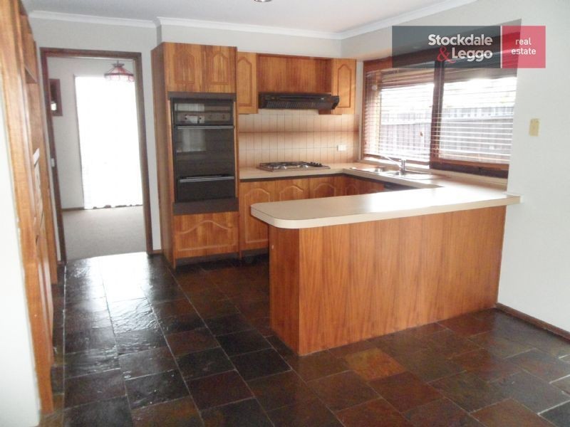 2 Kirby Close, Greenvale VIC 3059