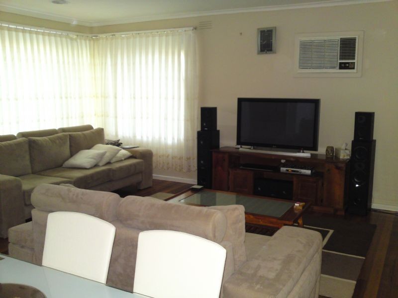 133 South Circular Road, Gladstone Park VIC 3043