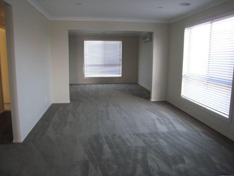 15 Hasluck Gardens, Point Cook VIC 3030