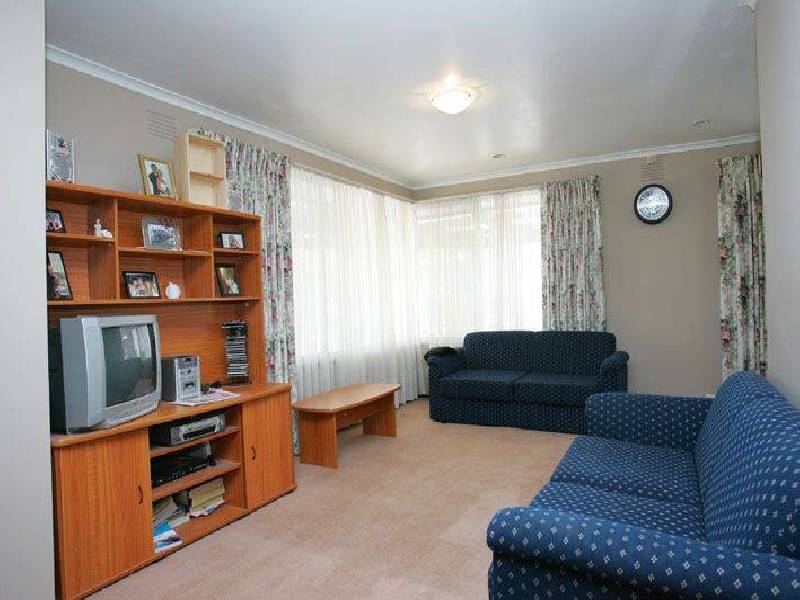 7 Sulby Place, Gladstone Park VIC 3043