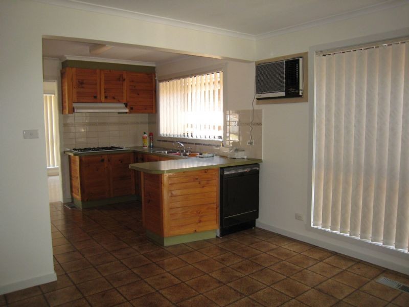 20 Hillcrest Drive, Westmeadows VIC 3049
