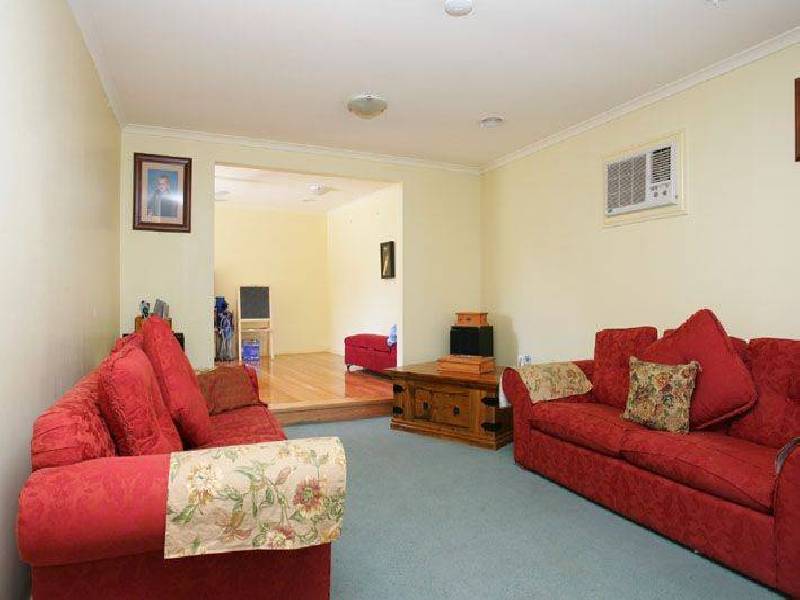 74 Toora Drive, Westmeadows VIC 3049