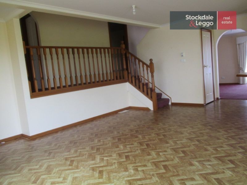 32 Piccidilly Court, Greenvale VIC 3059