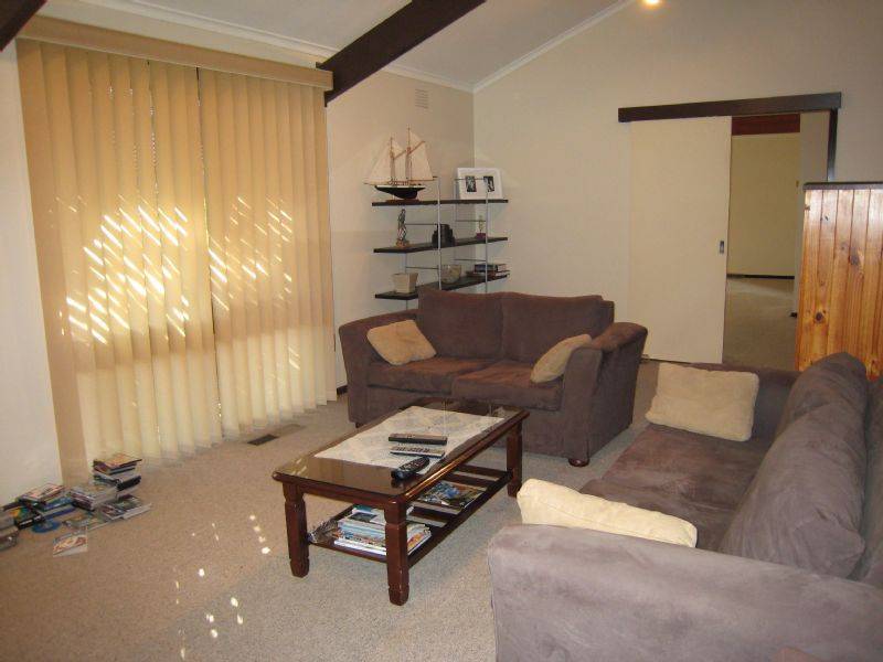 3 Cromer Court, Gladstone Park VIC 3043