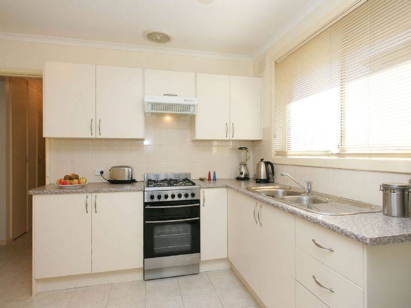 239 Carrick Drive, Gladstone Park VIC 3043