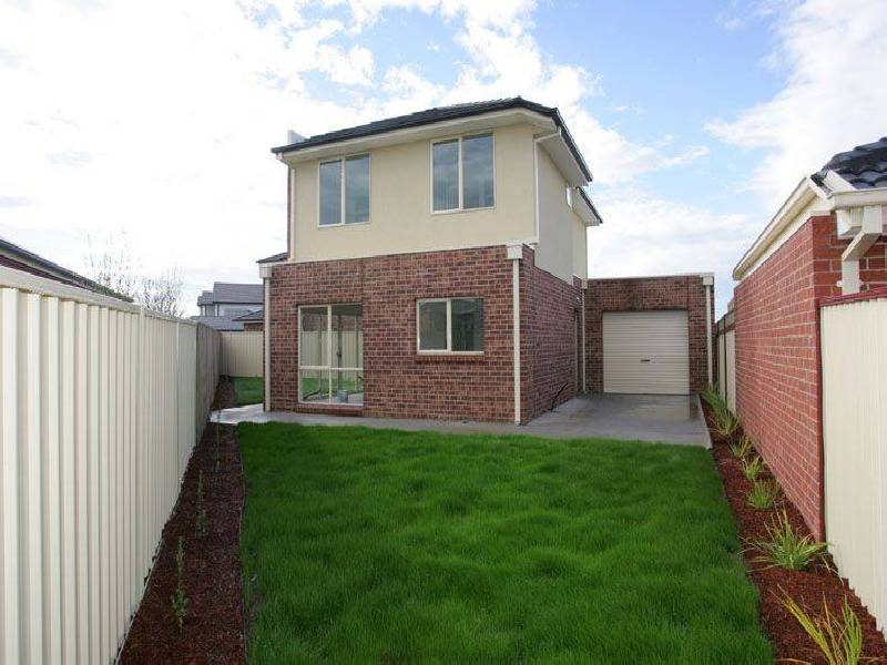 9/74 Rutherglen Crescent, Gowanbrae VIC 3043