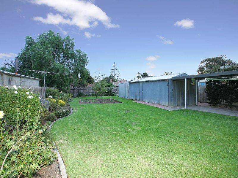 61 Eumarella Street, Tullamarine VIC 3043
