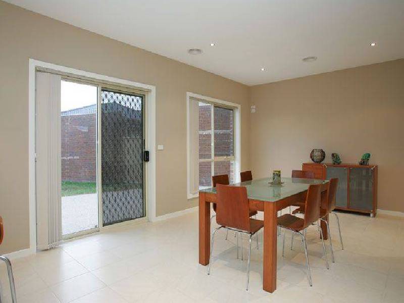 132 Marigold Crescent, Gowanbrae VIC 3043