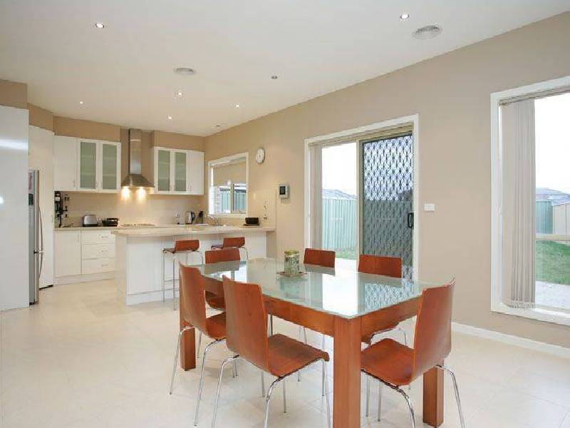 132 Marigold Crescent, Gowanbrae VIC 3043