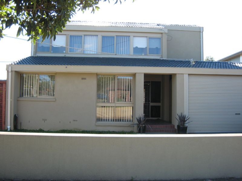 94 Bamford Avenue, Westmeadows VIC 3049