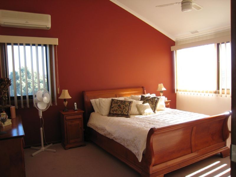94 Bamford Avenue, Westmeadows VIC 3049