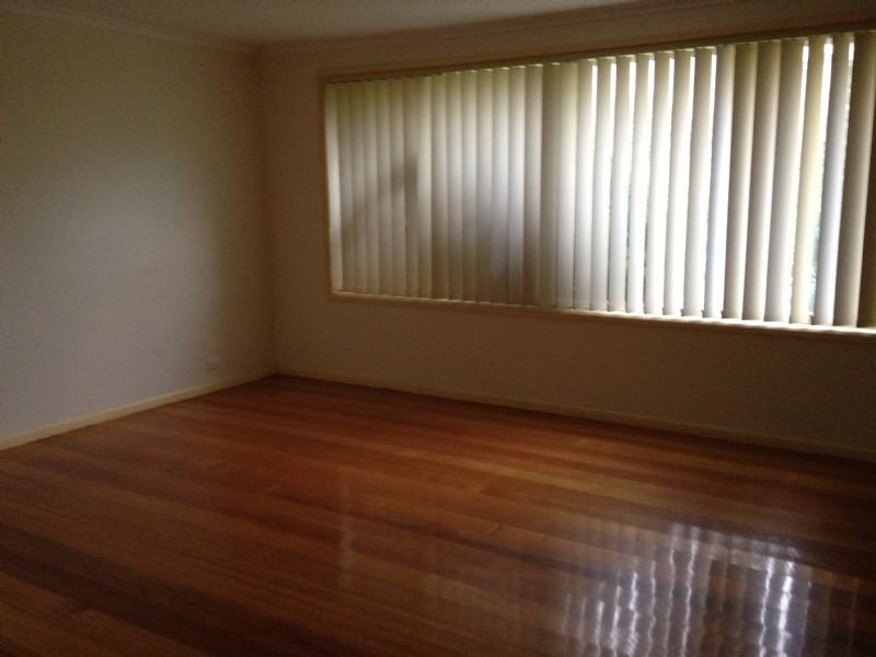 20 Barrington Crescent, Gladstone Park VIC 3043