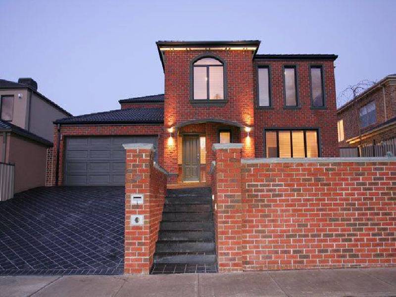 99 Clare Boulevard, Greenvale VIC 3059