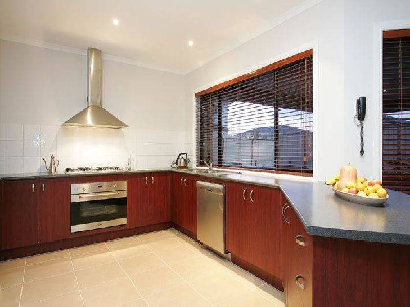 99 Clare Boulevard, Greenvale VIC 3059