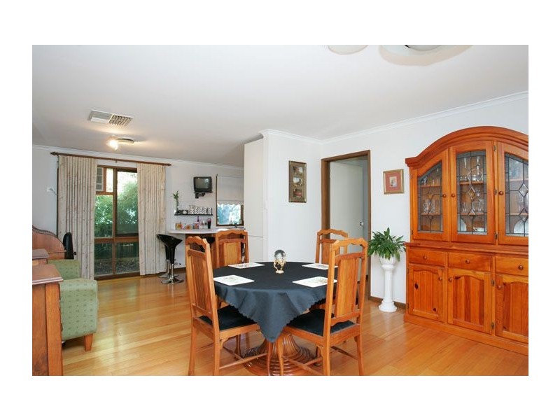 16 Langton Way, Greenvale VIC 3059