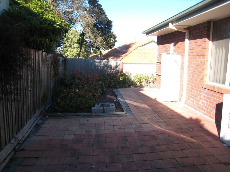 2/223 Johnstone Street, Westmeadows VIC 3049