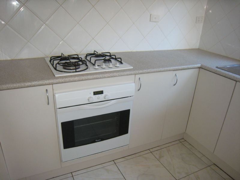 2/223 Johnstone Street, Westmeadows VIC 3049