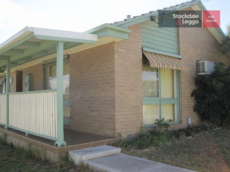 1 Christopher Crescent, Tullamarine VIC 3043